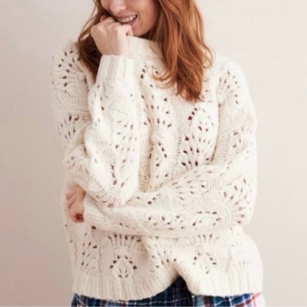 Aerie Cream Knit Crew Neck Pointelle Knit Sweater in size large